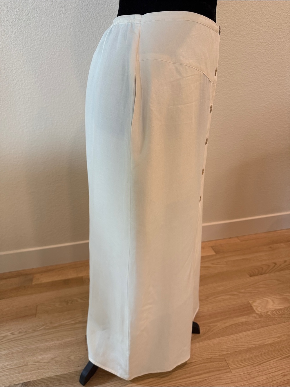 Citron Santa Monica Button-Front Maxi Silk Linen Skirt - Picture 4 of 13